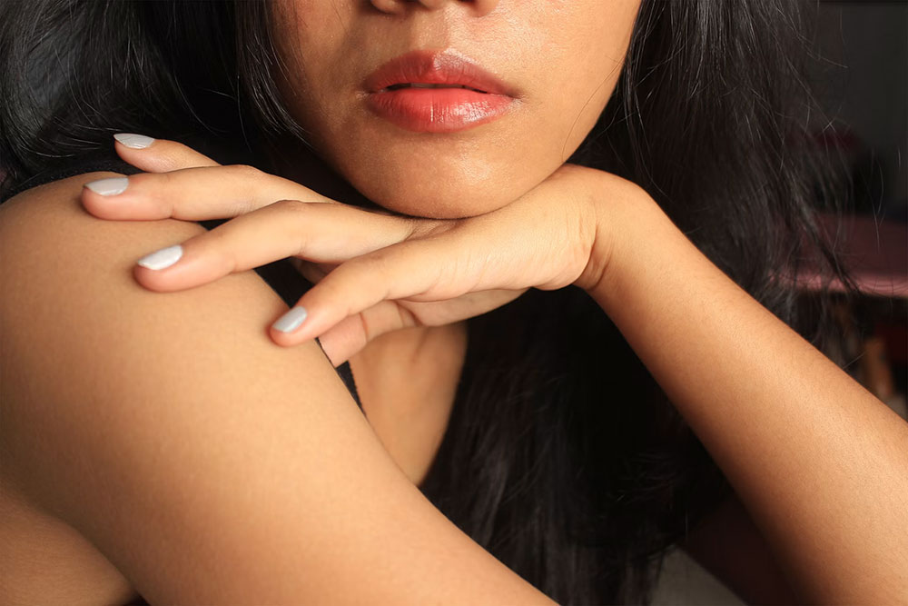 Radio frequency skin tightening treatment to lift, firm and rejuvenate the skin.